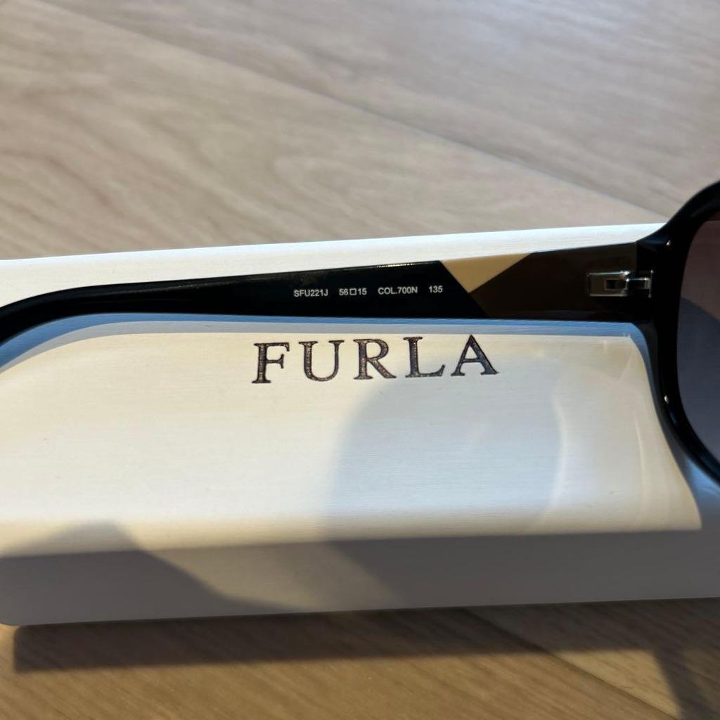 Used [Unused] FURLA sunglasses, case