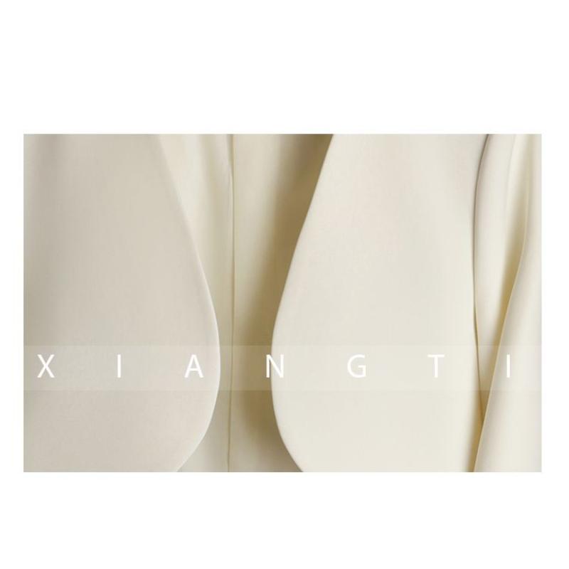 Giacca Suit Piccola Bianco Latte Temperamento Francese per Donna Primavera e Autunno Nuova Casual Versatile Corta