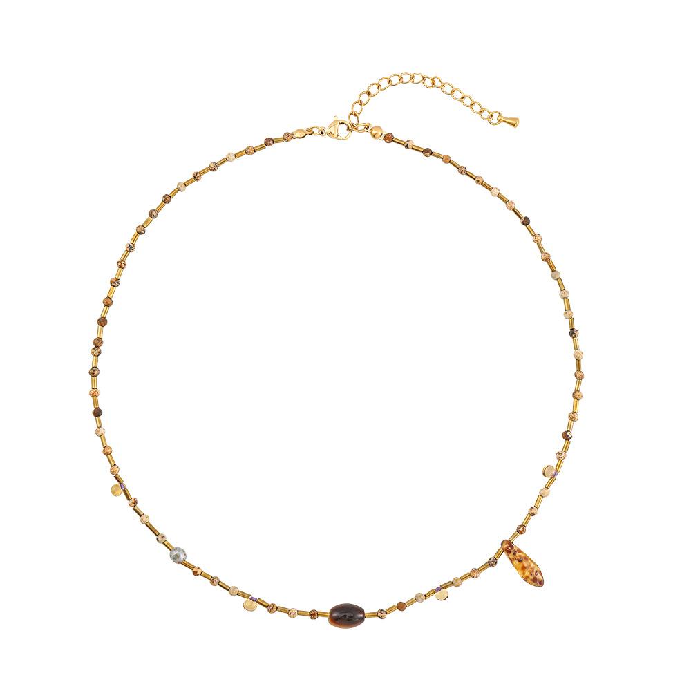 Autumn and winter warm brown natural stone splicing beaded necklace niche design retro oval stone pendant Czech bead collarbone chain