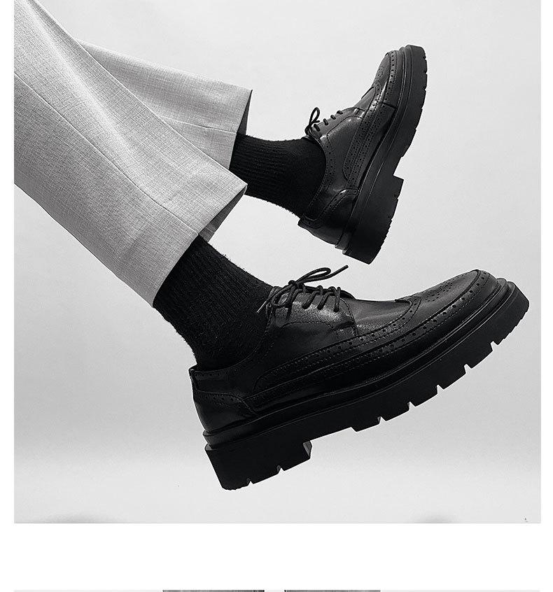 

Молодежная кожаная обувь Мужская Брок резная Британский стиль Деловая Воловья кожа Повседневная Лучший мужчина Маленькая кожаная обувь ins Платформа Тренд Обувь 45