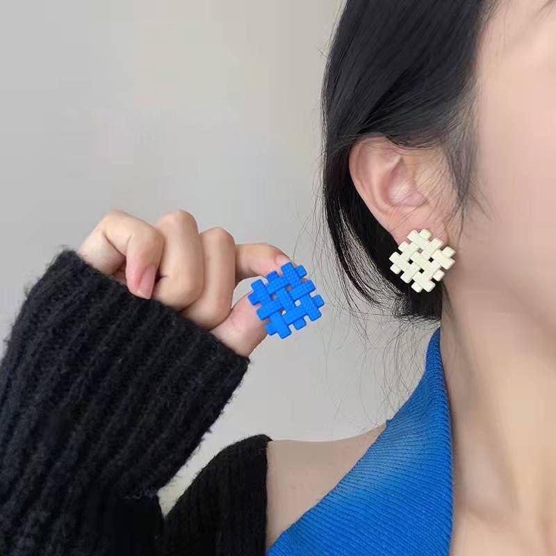 Koreanischer Stil Nicht-Piercing Ohrclip mit langem Quaste, Perlmutt Schmetterlings Design für Damen - High-End, Coole Mode.