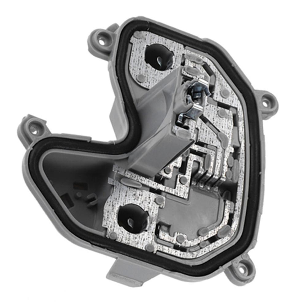 Right Side Tail Light Bracket Holder w/ Plug Harness For Jeep Renegade 2015-2017