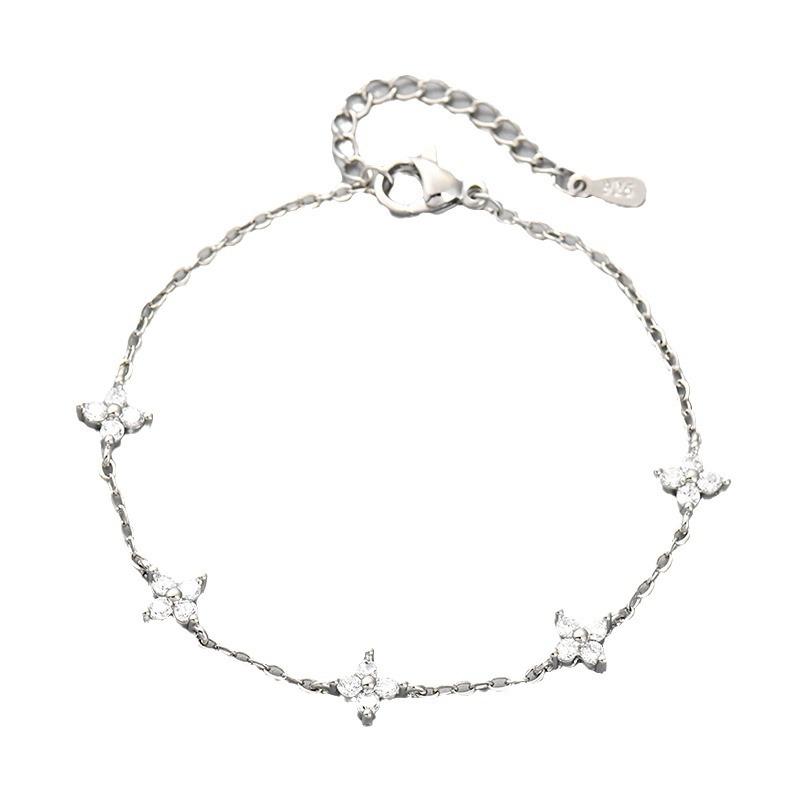 Luxury Four Leaf Flower Zircon Bracelet for Women 2026 New Fashion Rhinestone Bracelets Girls Party Jewelry Gifts