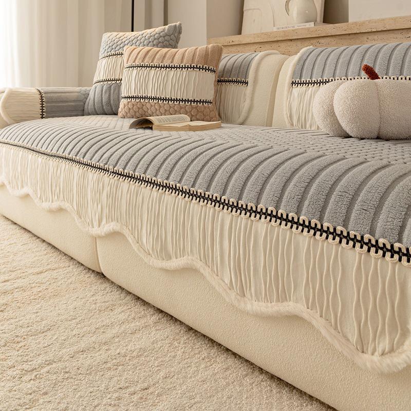 Luxury Cream Patchwork Velvet Sofa Cushion - Thick, Plush, Comfortable Winter Seating Cover 70x70cm