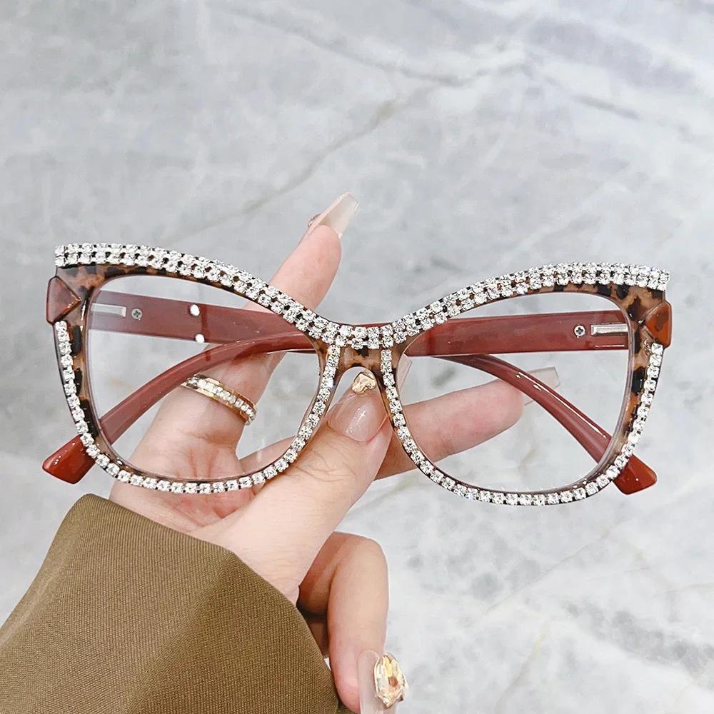 Women's Latest Retro Cat-eye Large Frame Reading Eyewear Diamond Inlaid Presbyopia Eyewear Oversized Anti-blue Light Eyewear