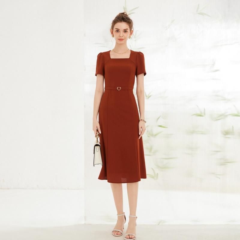 French high-end square neck design dress for women's summer style with age reducing bubble sleeves and A-line skirt