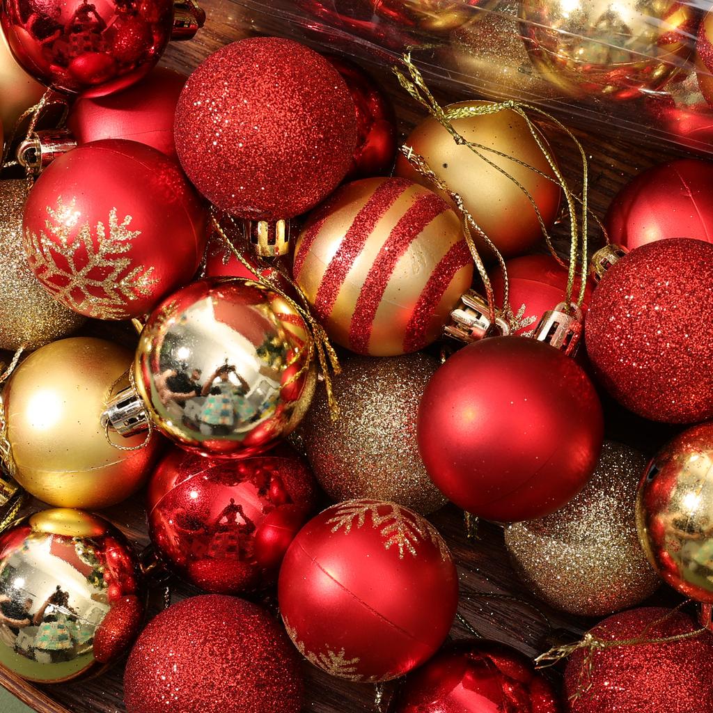 50pcs Gold Red Snowflake Christmas Balls Set Plastic New Year Hanging Pendents Ball Ornaments for Xmas Tree Navidad Party Decor