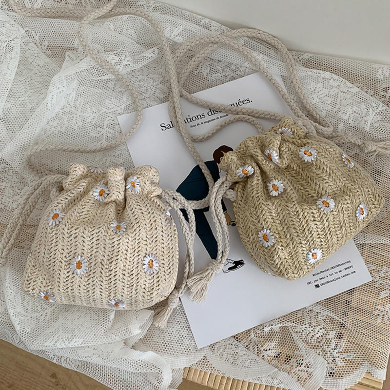 Women'S Summer Beach Shoulder Bags Straw Weave Bucket Bags Rattan Handbags Totes Casual Handbags Retro Mini Shoulder Bag