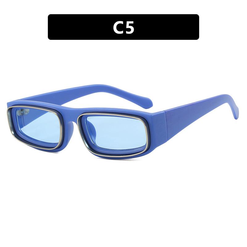 Женские солнцезащитные очки — фото 10