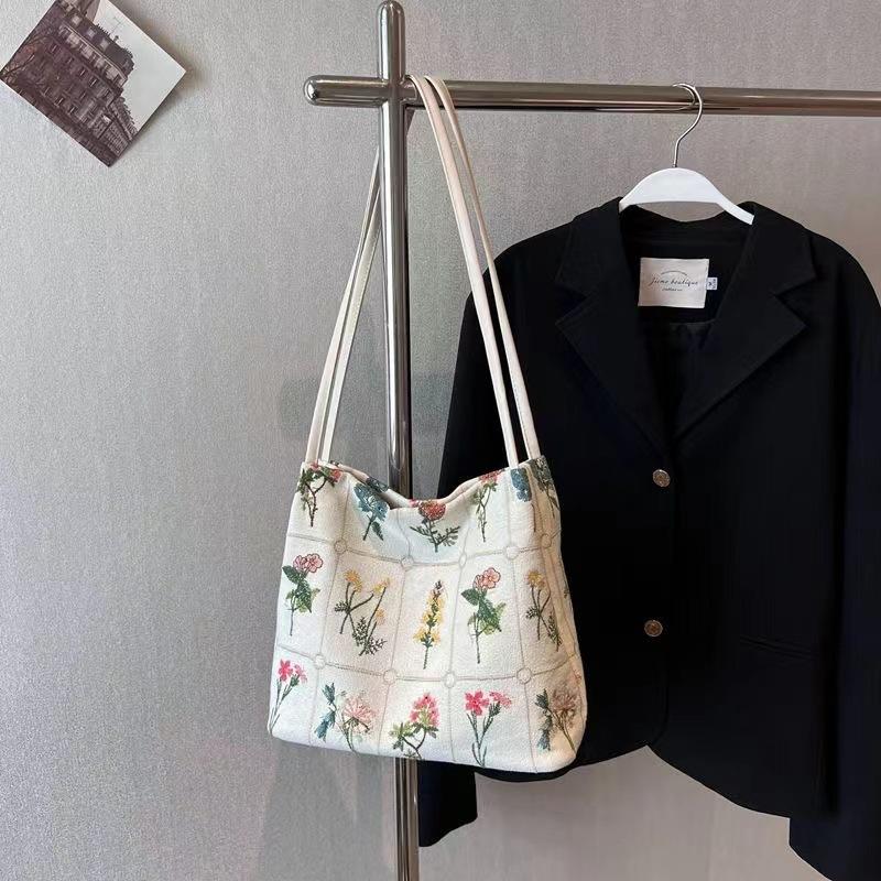 Floral Embroidery Shoulder Bag Vintage Daily Bucket Bag Fashion Handbags For Women