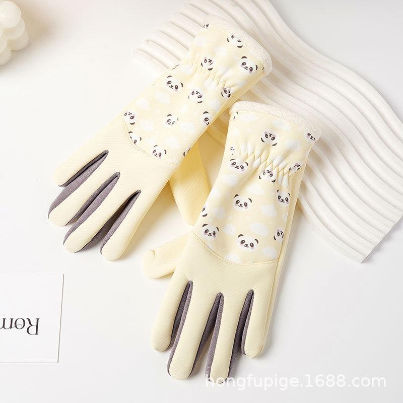 Austrian Velvet Children's Thermal Gloves Winter Panda Boys and Girls Fleece Anti-splashing, Windproof and Thickened Outdoor Play Snow Gloves
