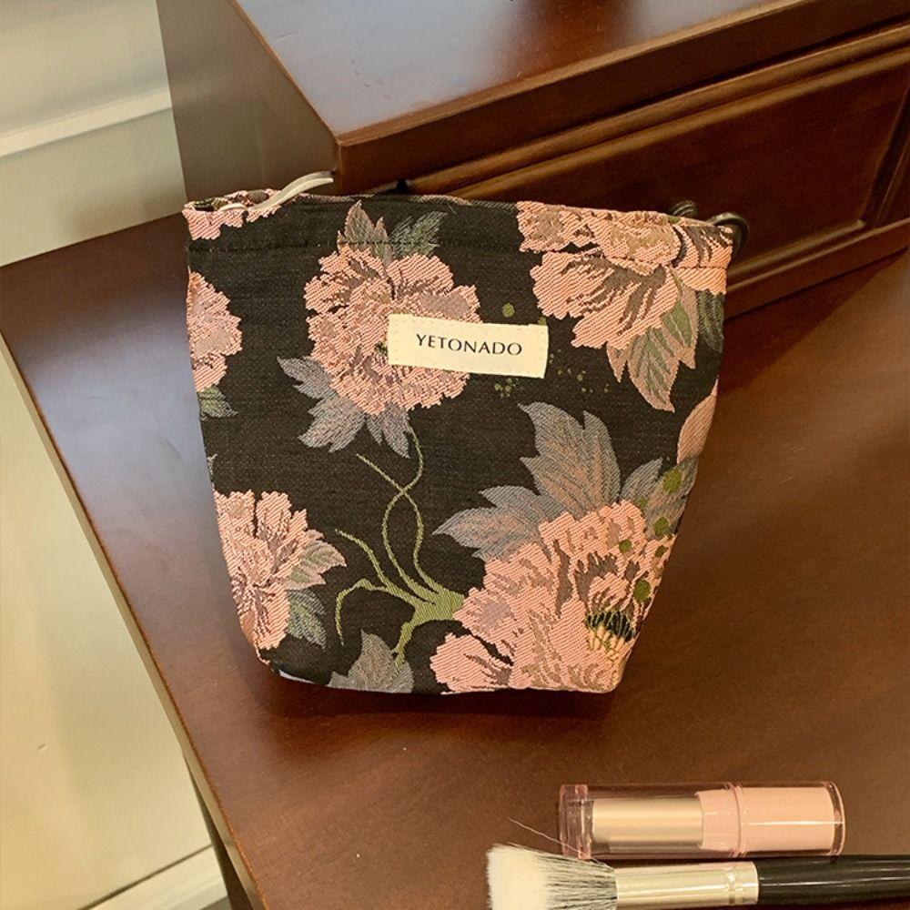Polyester Canvas Flower Clutch Bag Flower Pattern Large Capacity Makeup Bag Portable Zipper Closure Travel Toiletry Bag