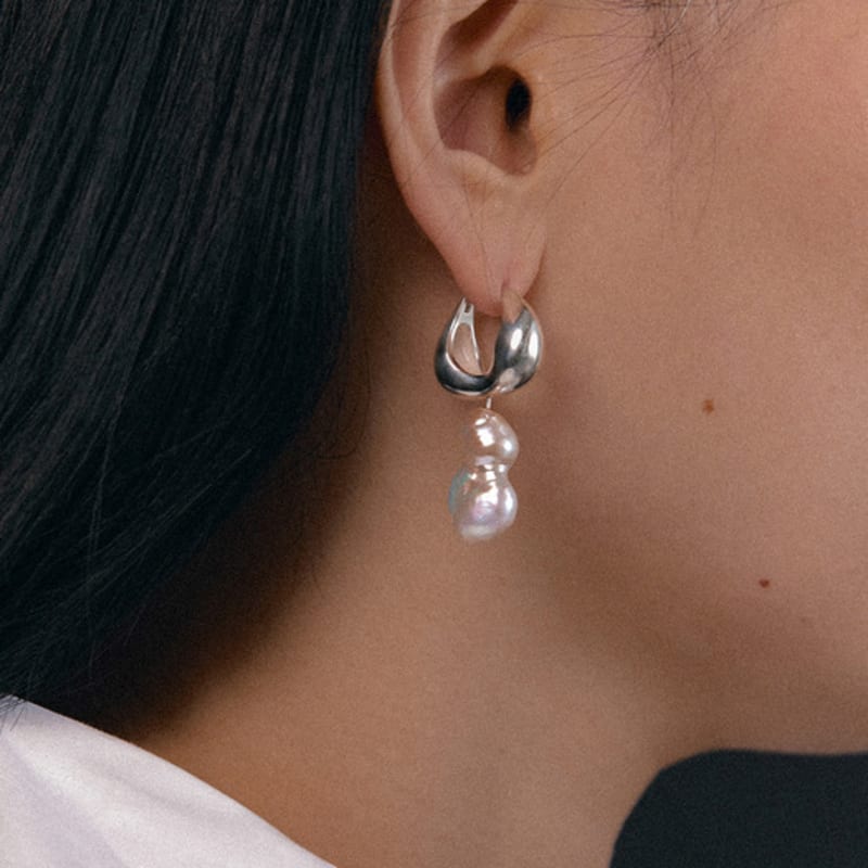 Goyu BAROQUE PEARL EARRING