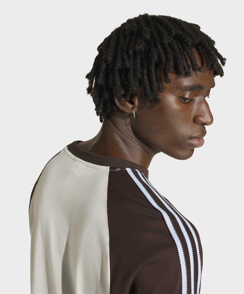 ADIDAS Britcore Cali T-Shirt - White: Aura Coffee / Hz3829