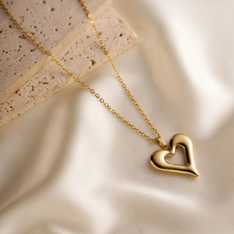 European and American French Gold Stainless Steel Three-dimensional Love Bow Cherry Pendant Necklace Collarbone Chain Women