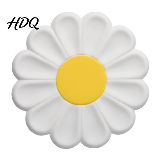 Spill Resistant Placemat Flower Shape Placemat Non-Slip Heat Table Mat Anti-Scald Hot Burr-free Pot Holder for Bowls Cups Pots Dining Mat