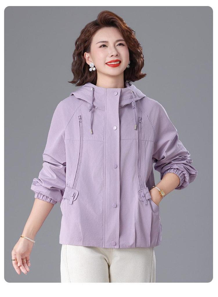 Spring Windbreaker Jacket for Petite and Middle-Aged Women, Wide-Sleeved Design
