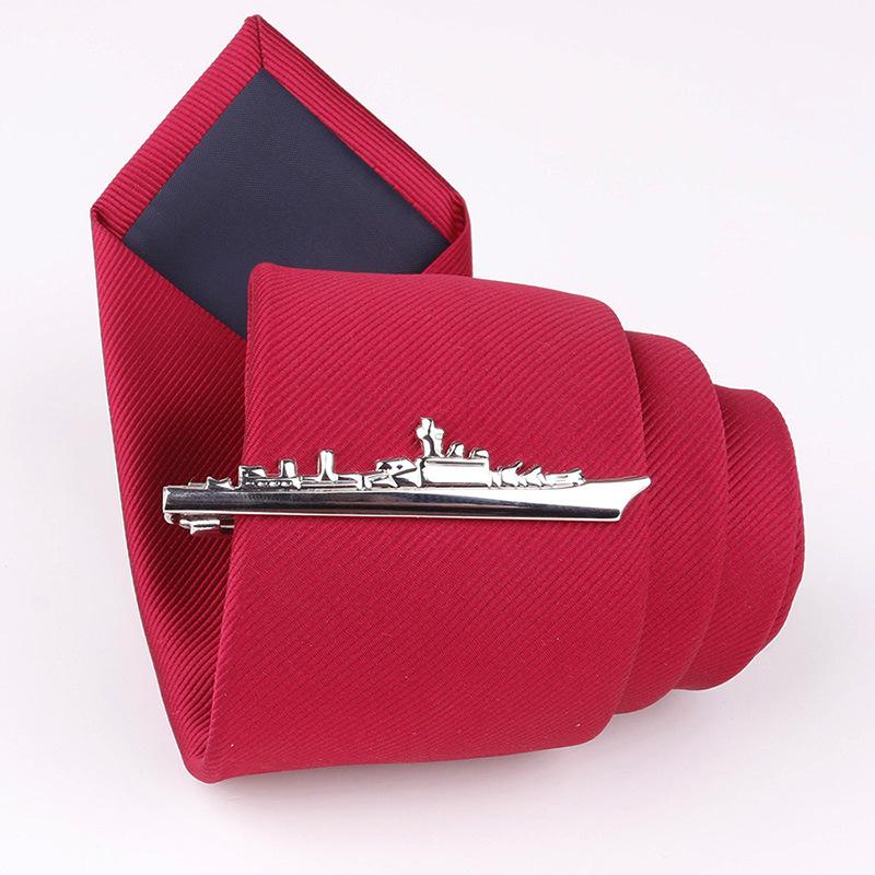 Модная мужская подходящая одежда в мультяшном стиле — фото 3