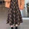 Women's Retro Wool Plaid Midi Skirt Autumn Plus Size Slim-Fitting A-Line Skirt for Pear Body Shape
