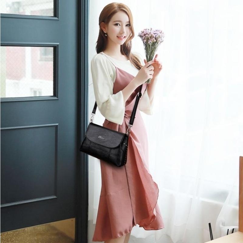 Fashion Women's Bag Leather Texture Bag Trend Wild Messenger Bag Zipper Bag Small Square Bag