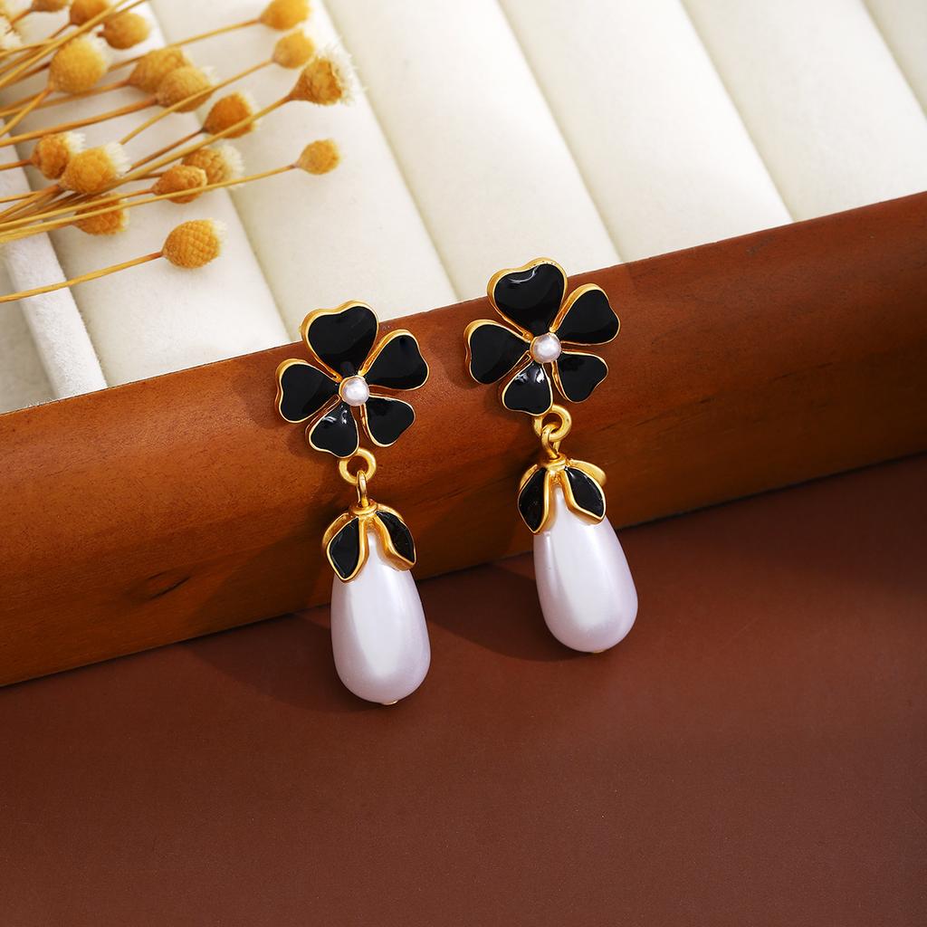 French Retro Elegant Oil Drop Flower Water Drop Pearl Earrings, Light Luxury High Sense Medieval Vintage Earrings Women
