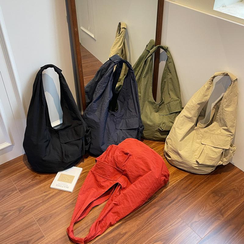 Japanese Fashion Casual Canvas Tote Bag Women's 2025 New Trendy Versatile Large-capacity Armpit Bag Commuter Shoulder Bag