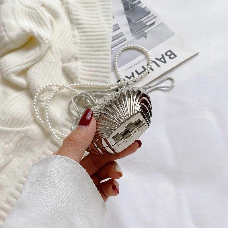 2024 New Summer Lipstick Bags For Women Fashion Pearl Mini Purse Crossbody Bag High Quality Gold Shell Bag Designer Shoulder Bag