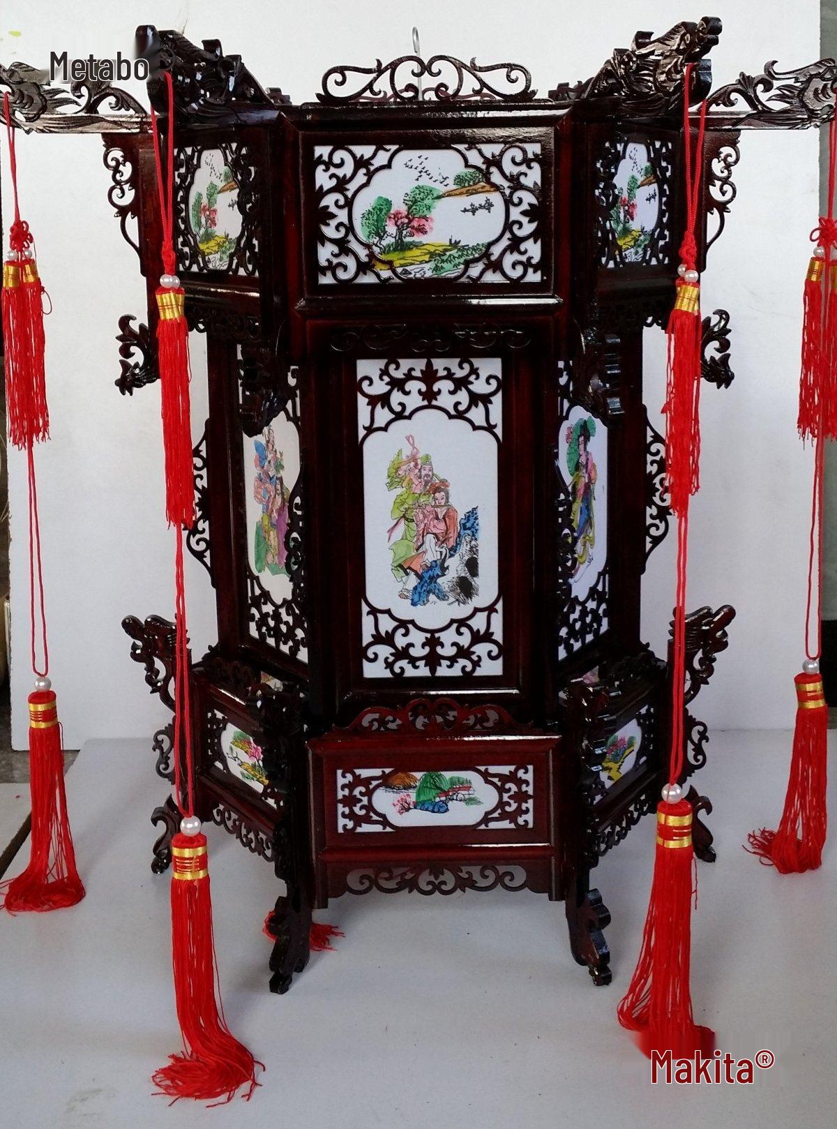Wooden Teahouse Lantern with Eight Immortals Carving – Antique-Style Red Chinese Craftsmanship Mountain Water 45#