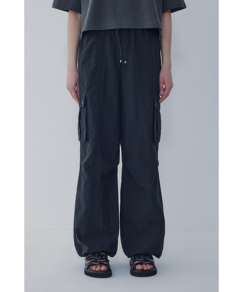 Bobeu String Detail Nylon Cargo Pants_Black 7156230010