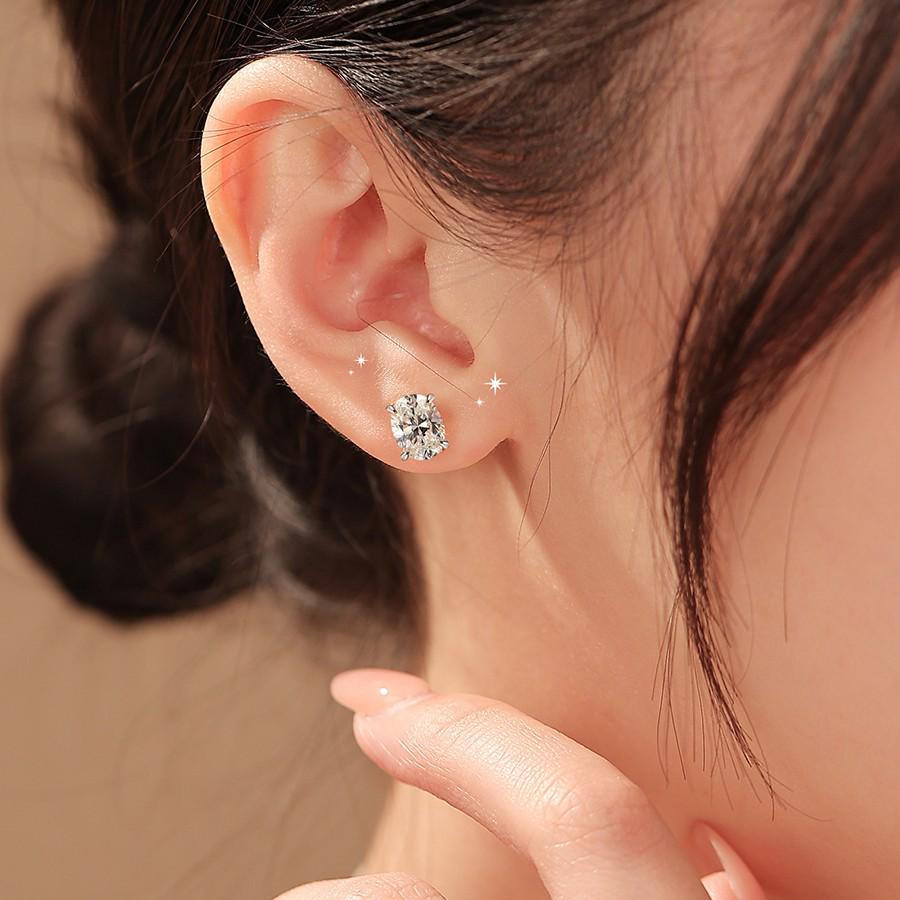2025 High-End Europäische & Amerikanische Ovale Taubenei Moissanit Sterlingsilber Ohrstecker für Damen
