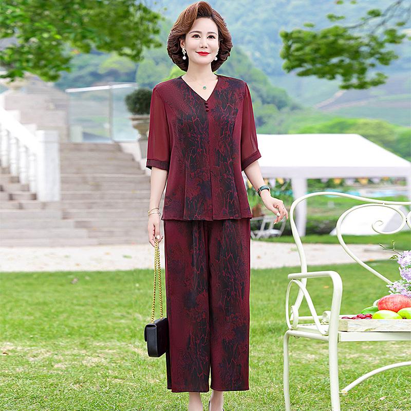 

Senior Women s Summer Outfit Set - Two-Piece Short Sleeve Top XL (80-95 Jin)