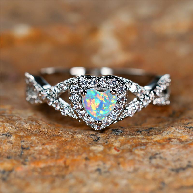 Boho Female White Fire Opal Stone Engagement Ring Vintage Silver Color Summer Wedding Jewelry For Women