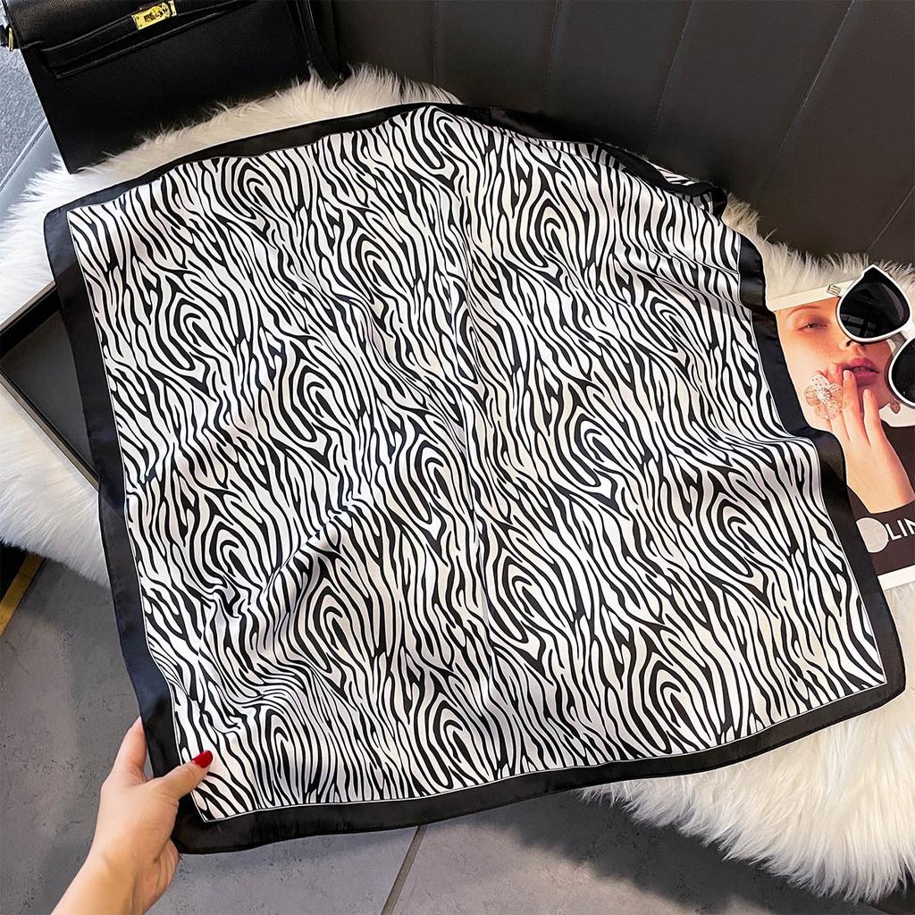 70*70cm gestreifter Seiden-Quadrat-Schal für Damen Herren Kopftuch Weiche Satinschal Halstuch Neuer Hijab Damen Halstuch Foulard Bandana