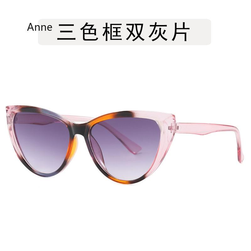 Classic Rivet Luxury  Designer Fashion Vintage Sunglasses Women For Men Sun Glasses Punk Popular Travel Outdoor Shade UV400