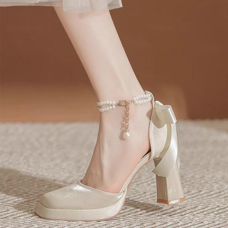 Little Mary Jane high heels thick heel champagne with skirt one-word buckle with new Chinese cheongsam bridesmaids sandals
