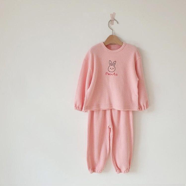 

Осенний комплект для девочек из вафельной вязки с принтом кролика в корейском стиле, состоящий из двух частей: лонгслив и брюки. 100cm