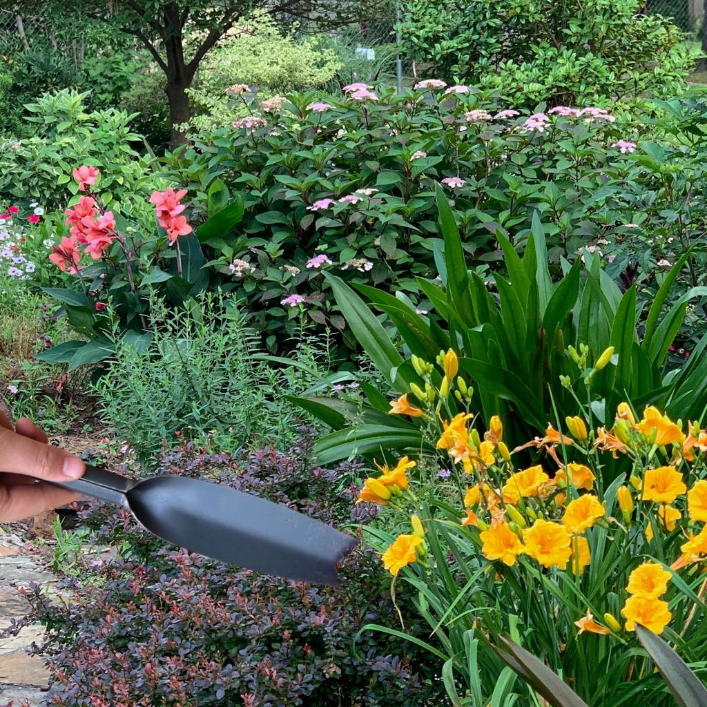 Garden shovel Leaf-shaped planting accessories Manganese steel tools Garden