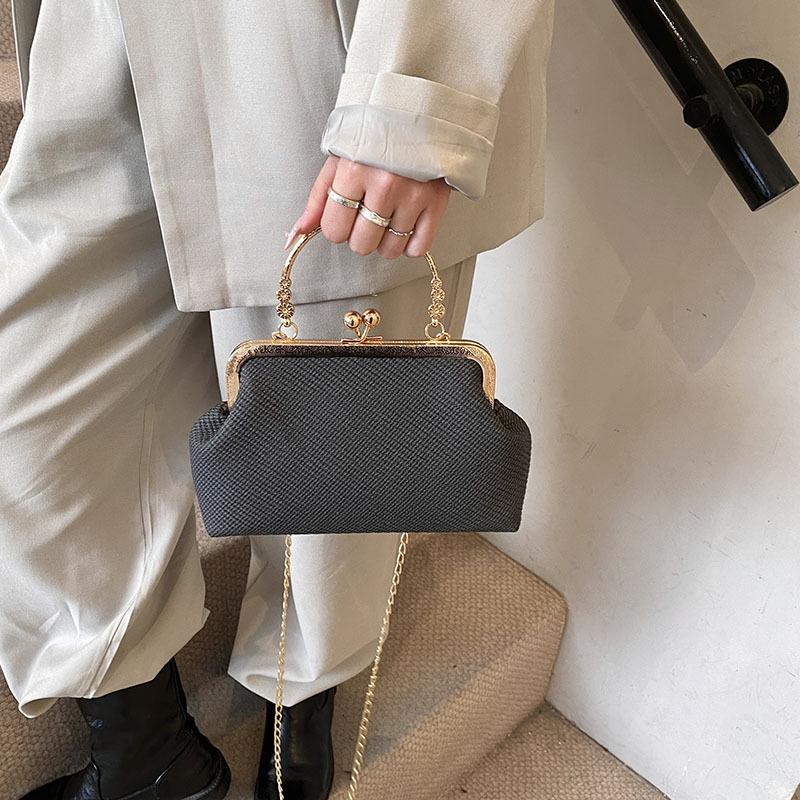 2025 Summer New Fashion Chain Handbag One Shoulder Crossbody Small Square Bag Women's Bag Supports a Large Number of Wholesale Mixed Batches