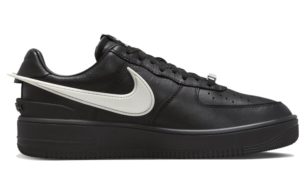 Nike Air Force 1 Low X