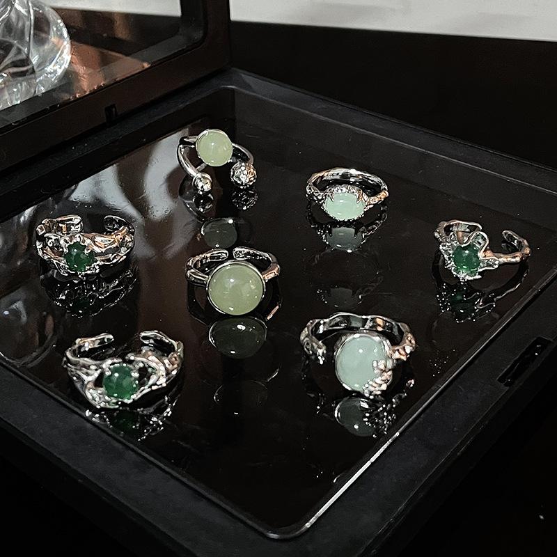 Niche Design Stacked High-End Temperament Ring French Irregular Personality Light Luxury Ring Women