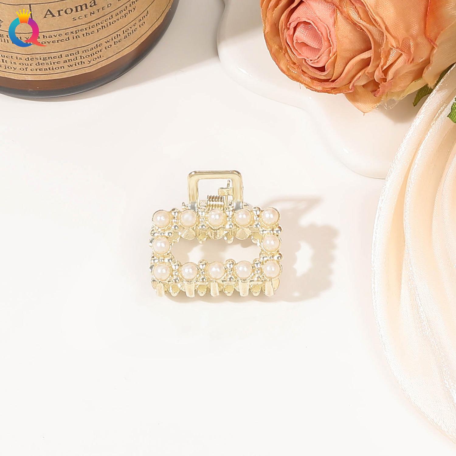 

Мини-заколка для волос со стразами и жемчугом в стиле ретро с бриллиантами и цветком-звездой для женщин и девочек, заколка-краб, маленькие шпильки, аксессуары для волос в виде крабов