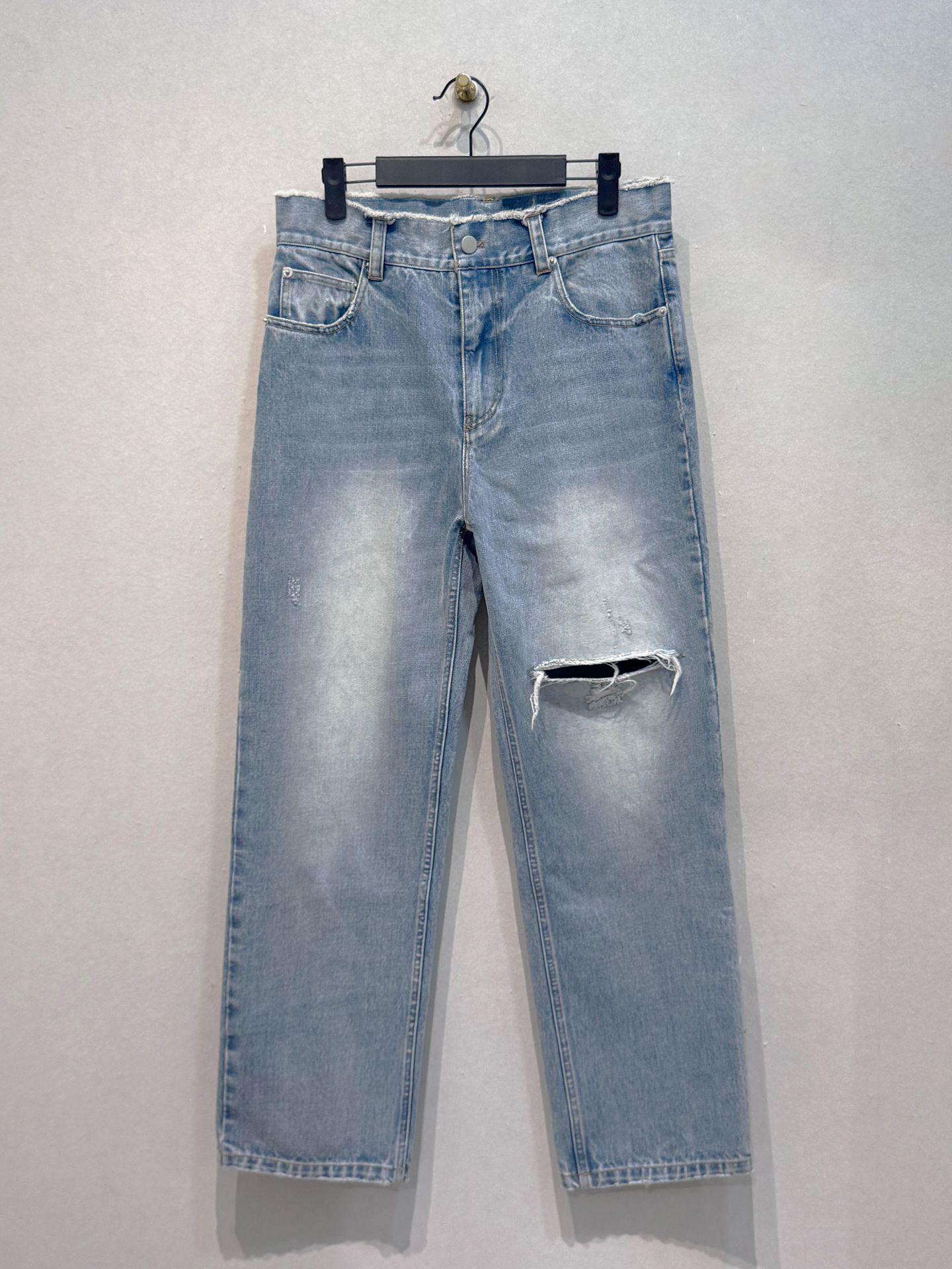 

Gan He Women s Retro Japanese-Style Ripped Straight-Leg Jeans for Autumn/Winter Large