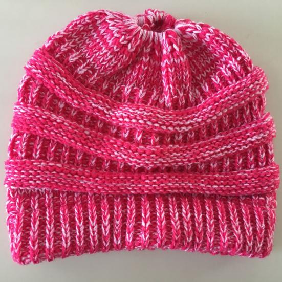Women's Ponytail Hat Winter Warm Knitted Hat with Ponytail Tail Hole Soft Stretch Cable