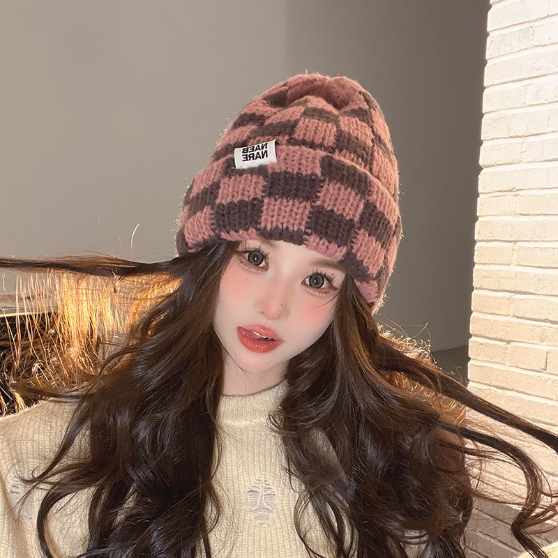 Checkerboard Plaid Knitted Hat for Women In Autumn and Winter Korean Style Niche Big Head Wool Hat Japanese Face Showing Small Christmas Hat