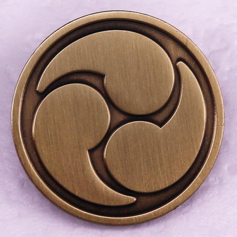 Vintage Kobayakawa Clan Brooch Badge