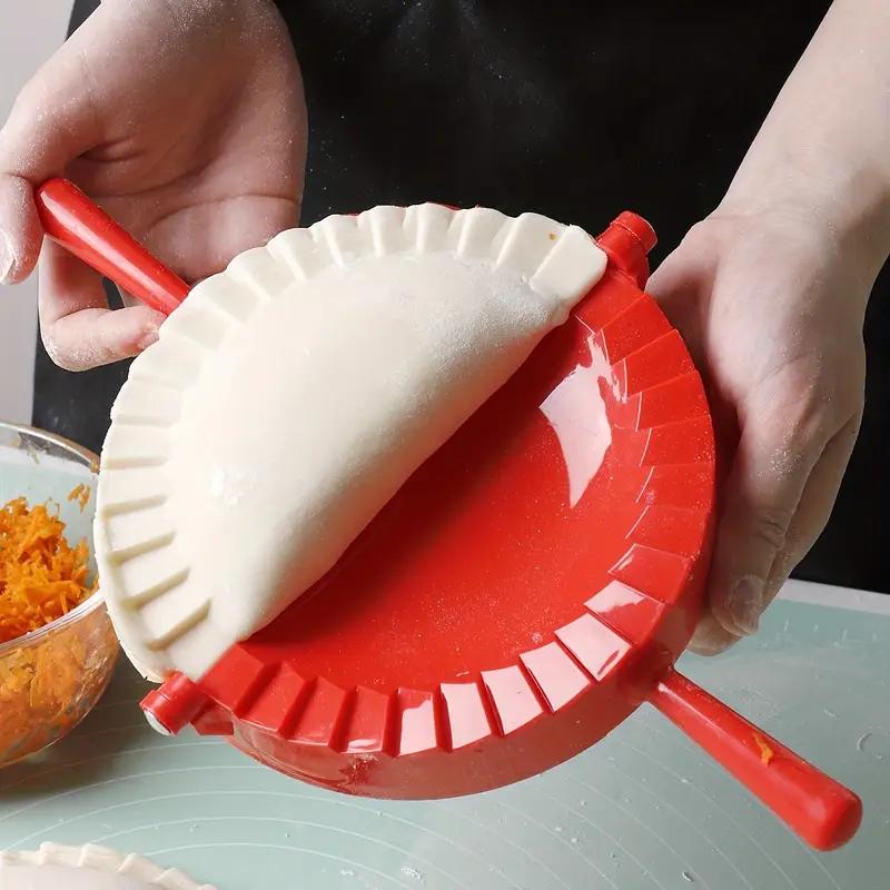 5PCS Dumplings Maker Mold Hand Dough Press Dumpling Clip DIY Ravioli Pie Mould Maker Kitchen Pastry Tools Cooking Accessories