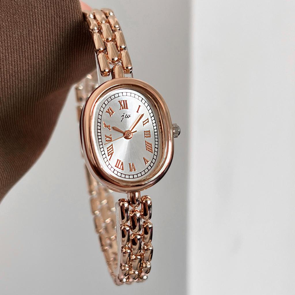 Ladies' Watches are simple niche high Aesthetic Artistic Versatile Oval Shaped Female Fashionable Quartz Clock Wristwatches