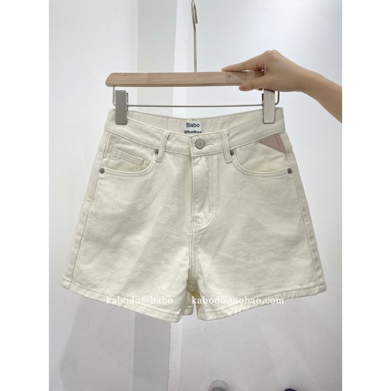 

Babo European Goods White in Thin Section Denim Shorts White S