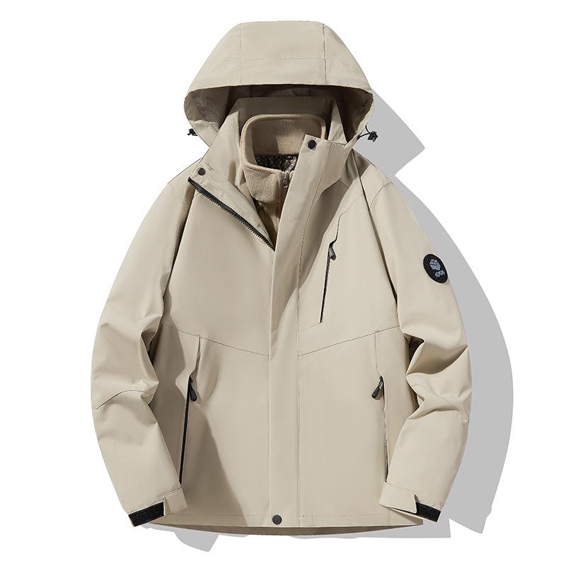 New Outdoor Three-in-one Stormtrooper Men Autumn and Winter Windproof Waterproof Mountaineering Clothing Couple Polar Fleece Warm Two-piece Set