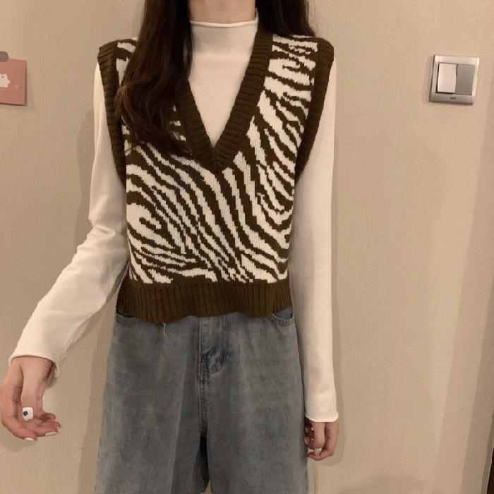 Korean Zebra Style Ribbed Knit Vest - Warm, Slimming, and Fashionable